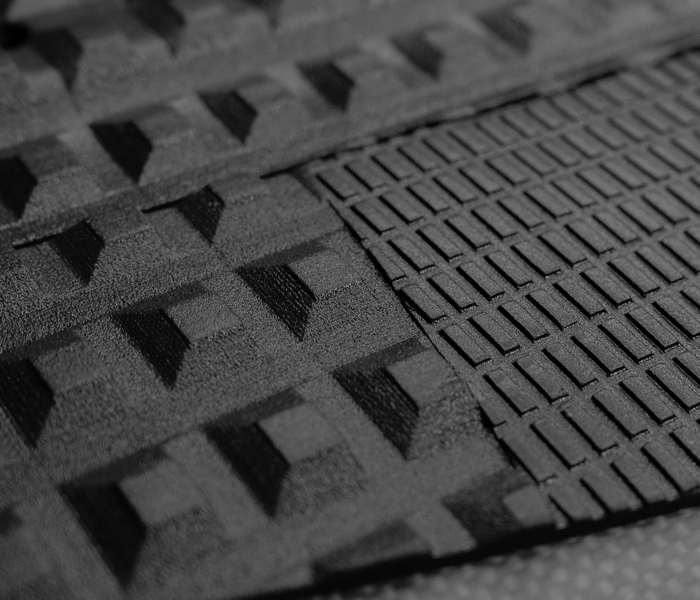 Voodoo Traction - Black - Image 4